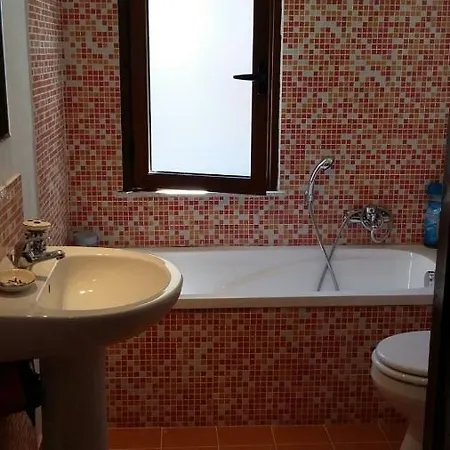 Le Stanze Del Borgo Hébergement de vacances Collesano